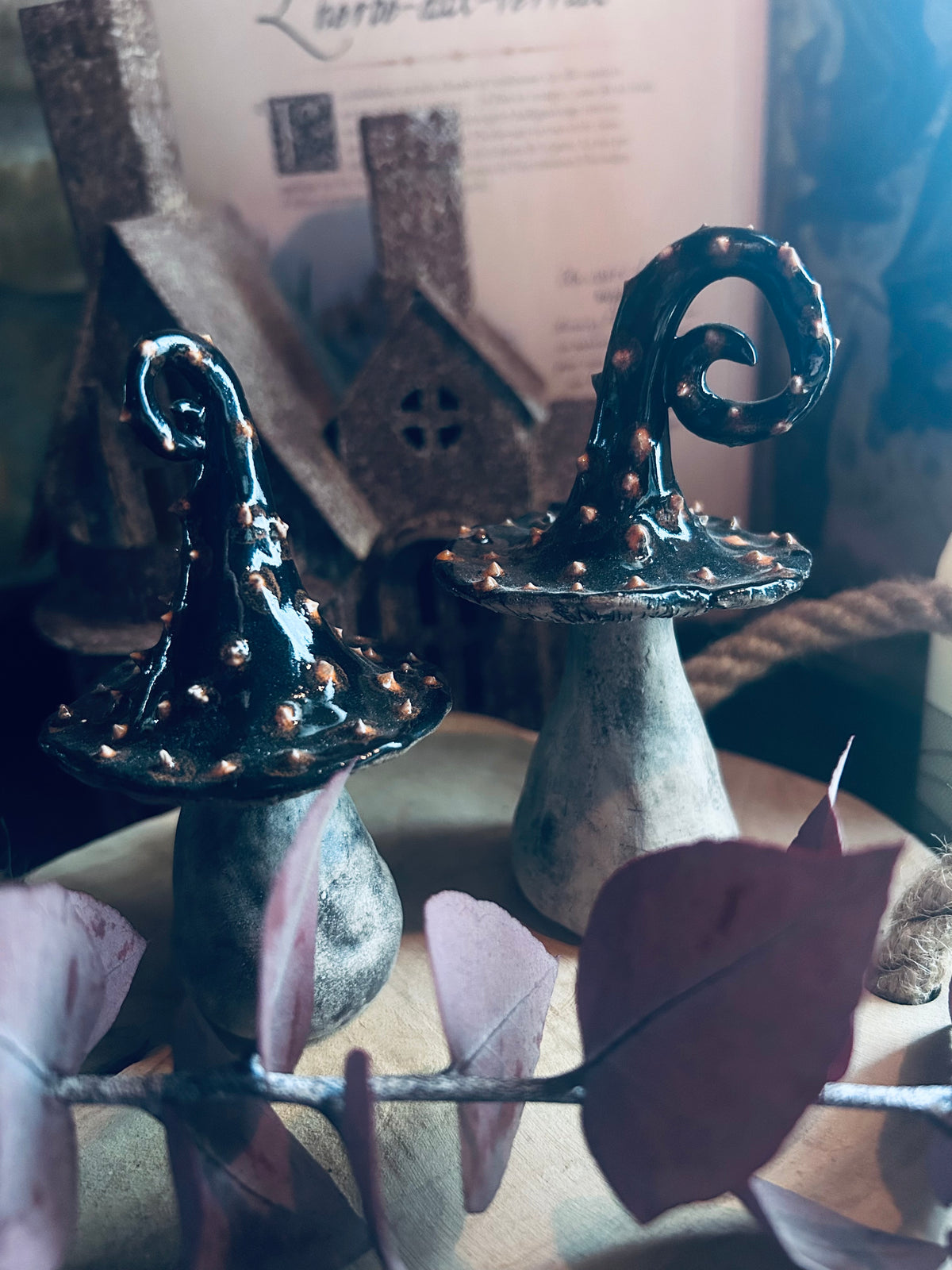 Les Veilleurs des cryptes – Champignons enchantés en grès